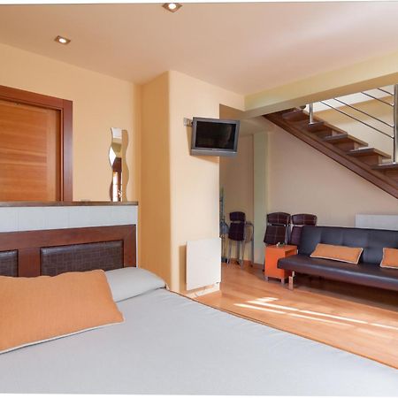 Apartamentos Santana 利亚内斯 客房 照片