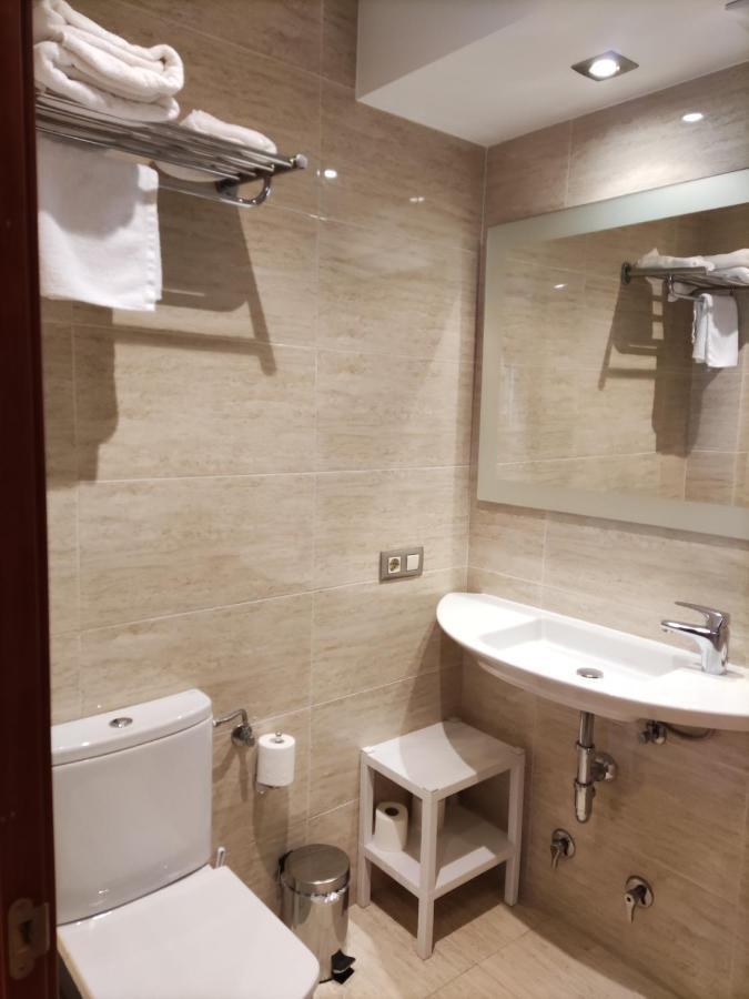 Apartamentos Santana 利亚内斯 外观 照片